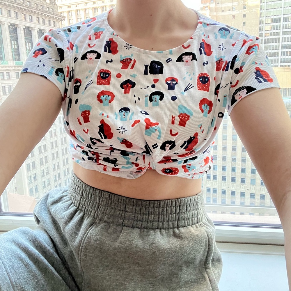 Unique pattern crop top